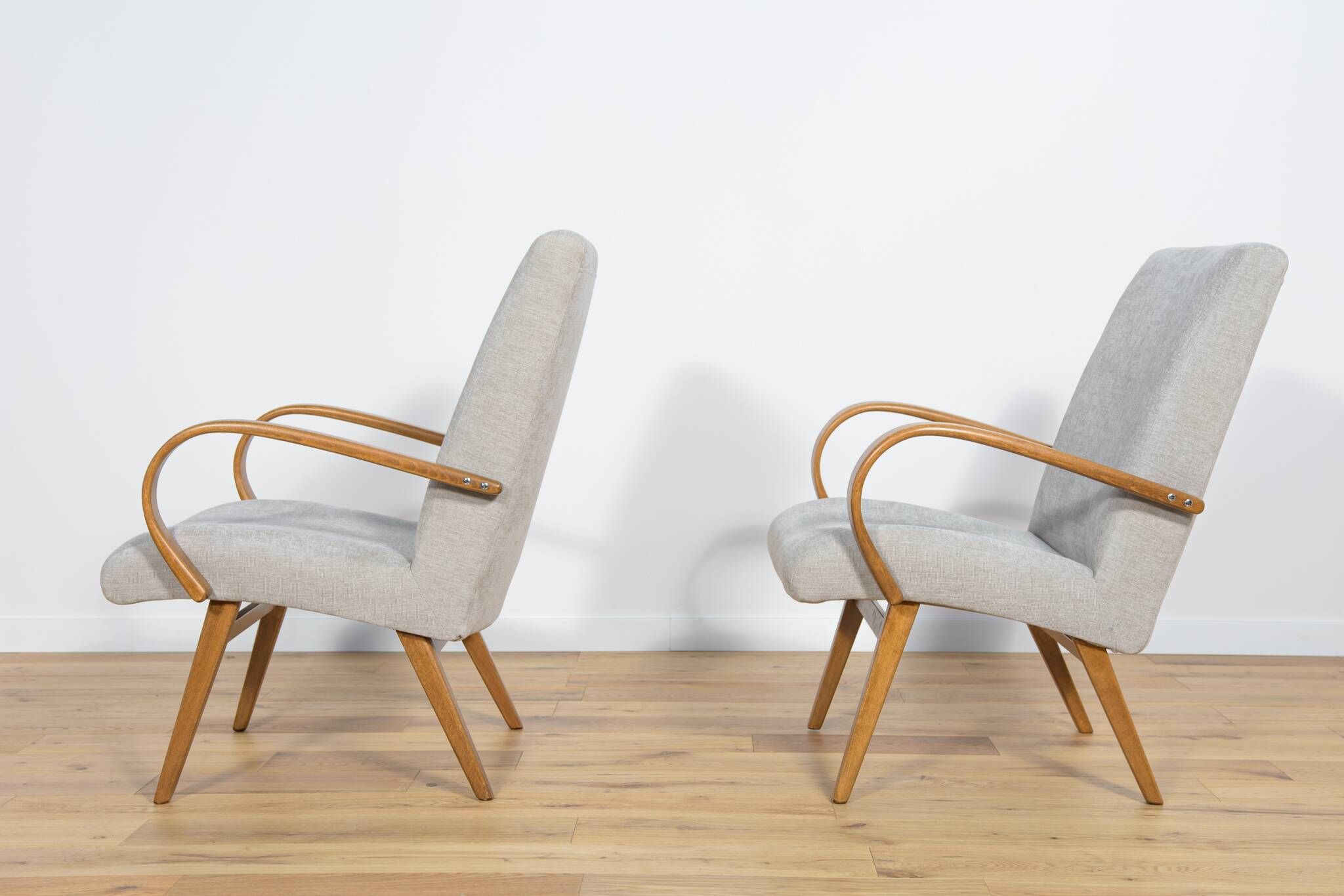 Fauteuils Modèle 53 par Jaroslav Smidek pour Ton, 1960s, Set de 2