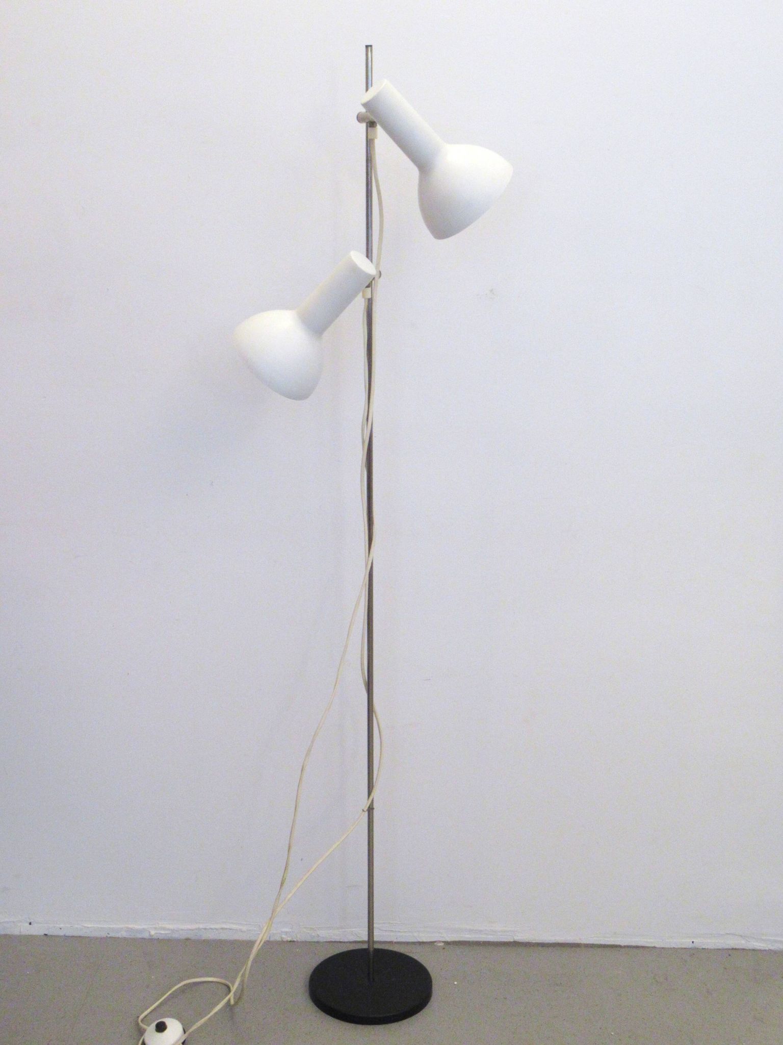 Lampadaire scandinave à 2 spots années 60