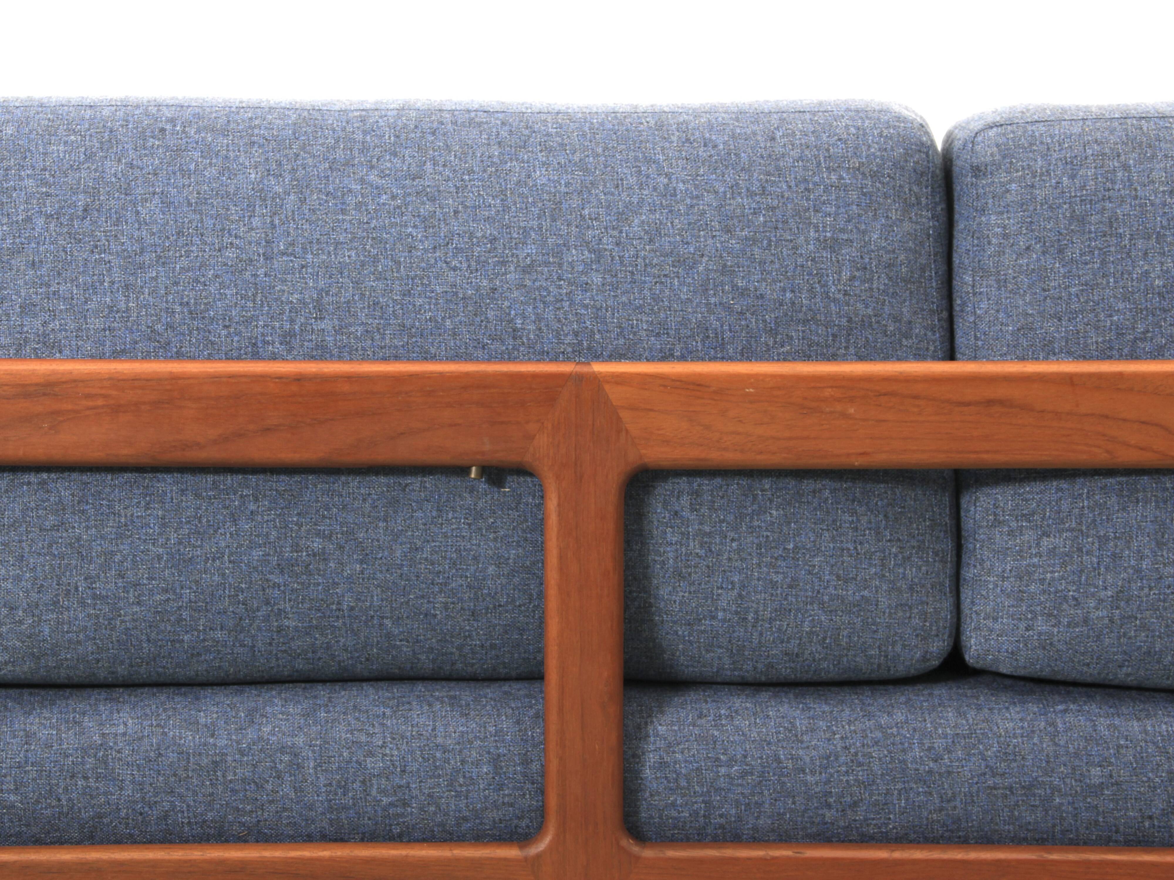 Banquette scandinave convertible modèle FD 451