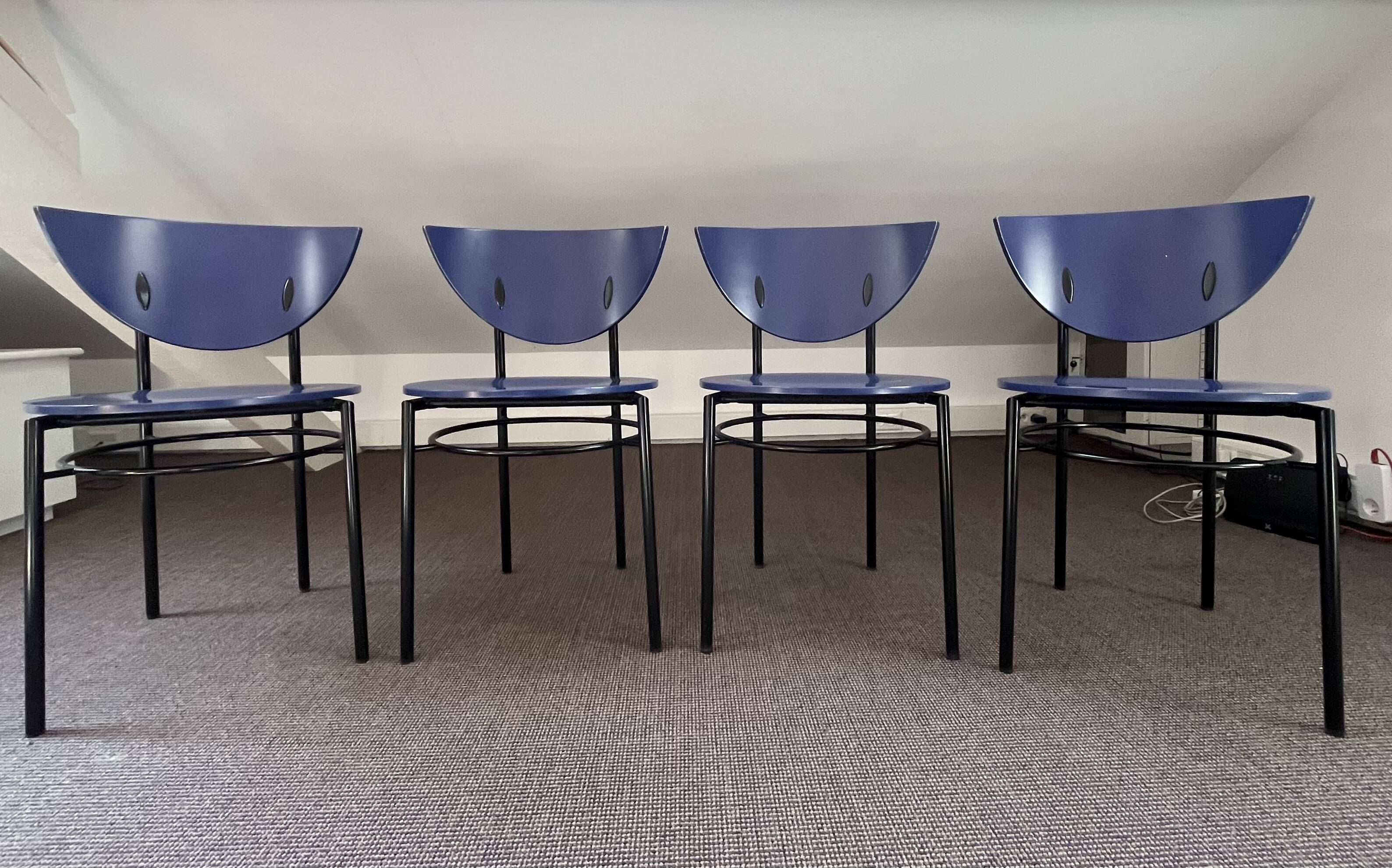 Lot de 4 chaises HERA de Ligne Roset