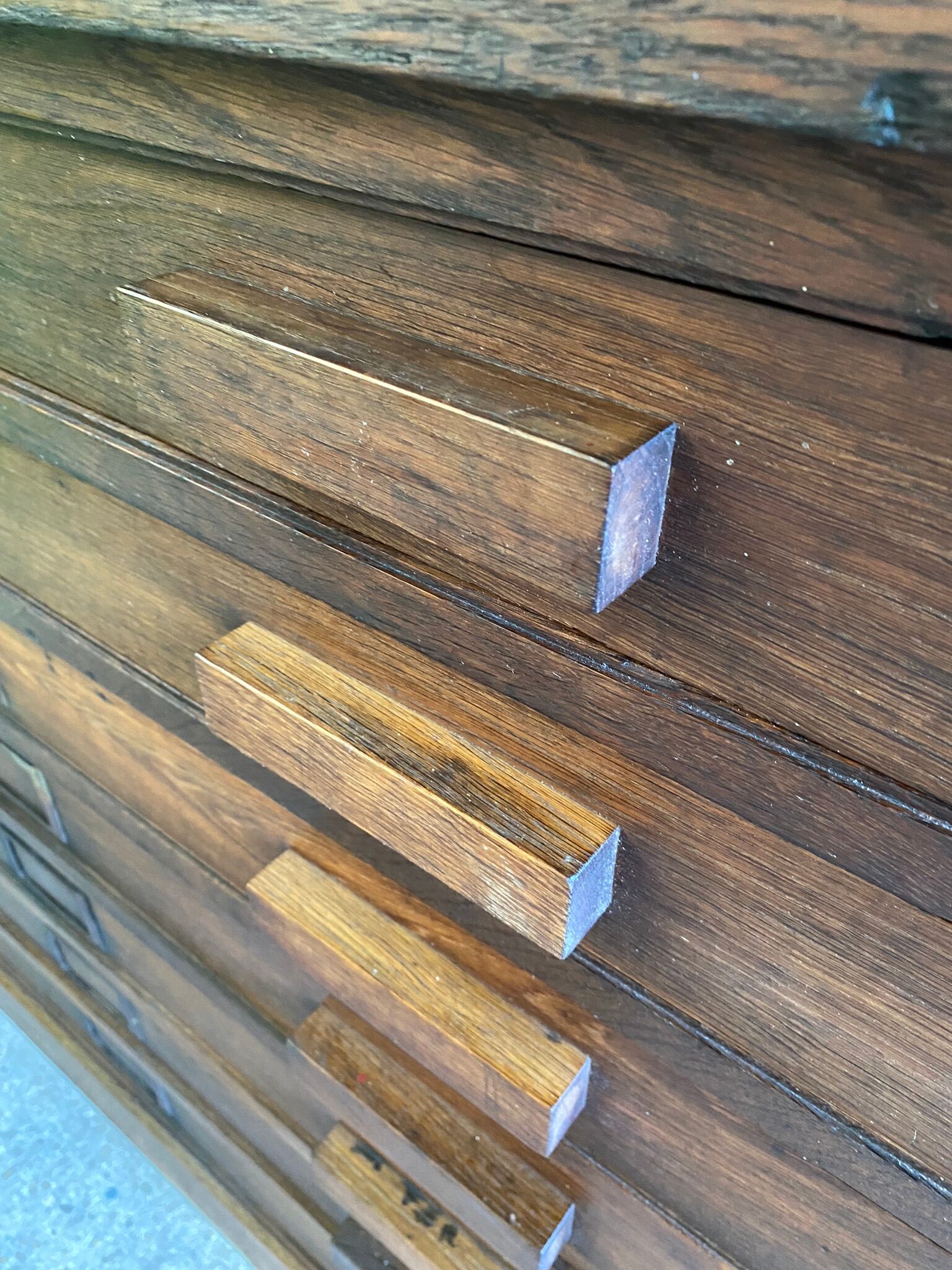 Craft furniture with vintage architect plans in solid oak