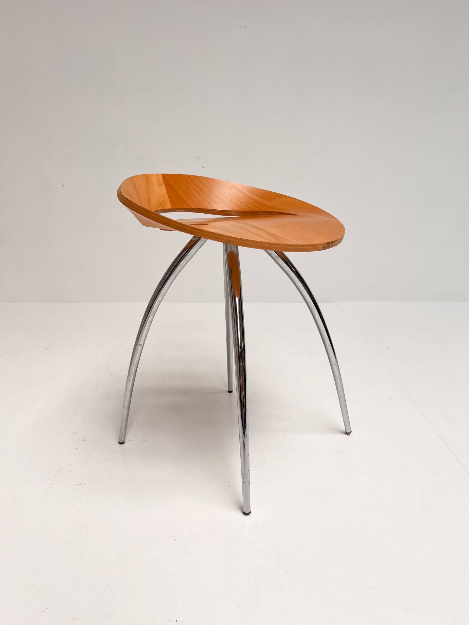 Magis Lyra stook blanc by Sigurdur Thorsteinson, 1990’s