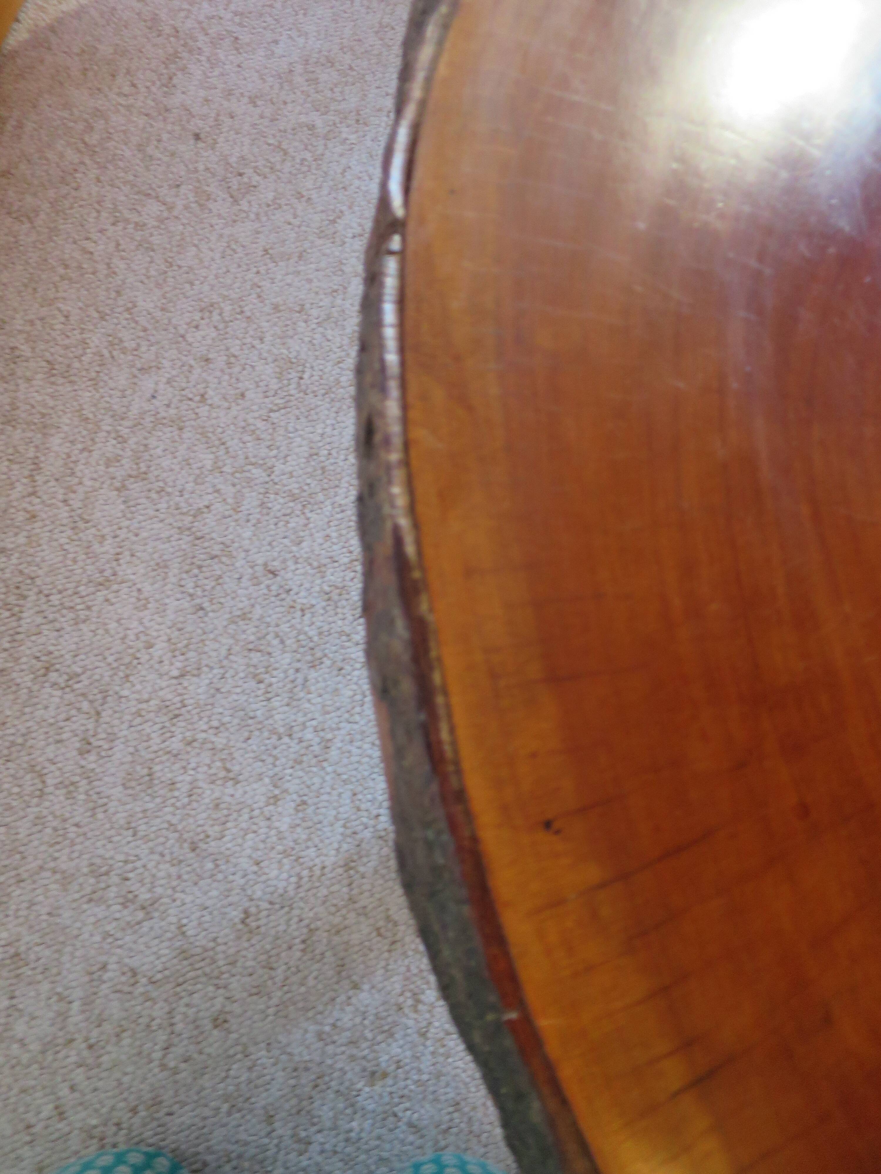 Tripod coffee table - solid okoumé wood - organic shape - brutalist style