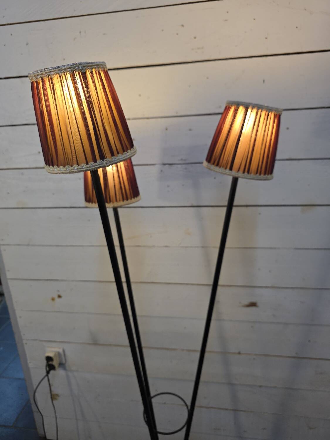 1960s tripod floor lamp, 3 lights