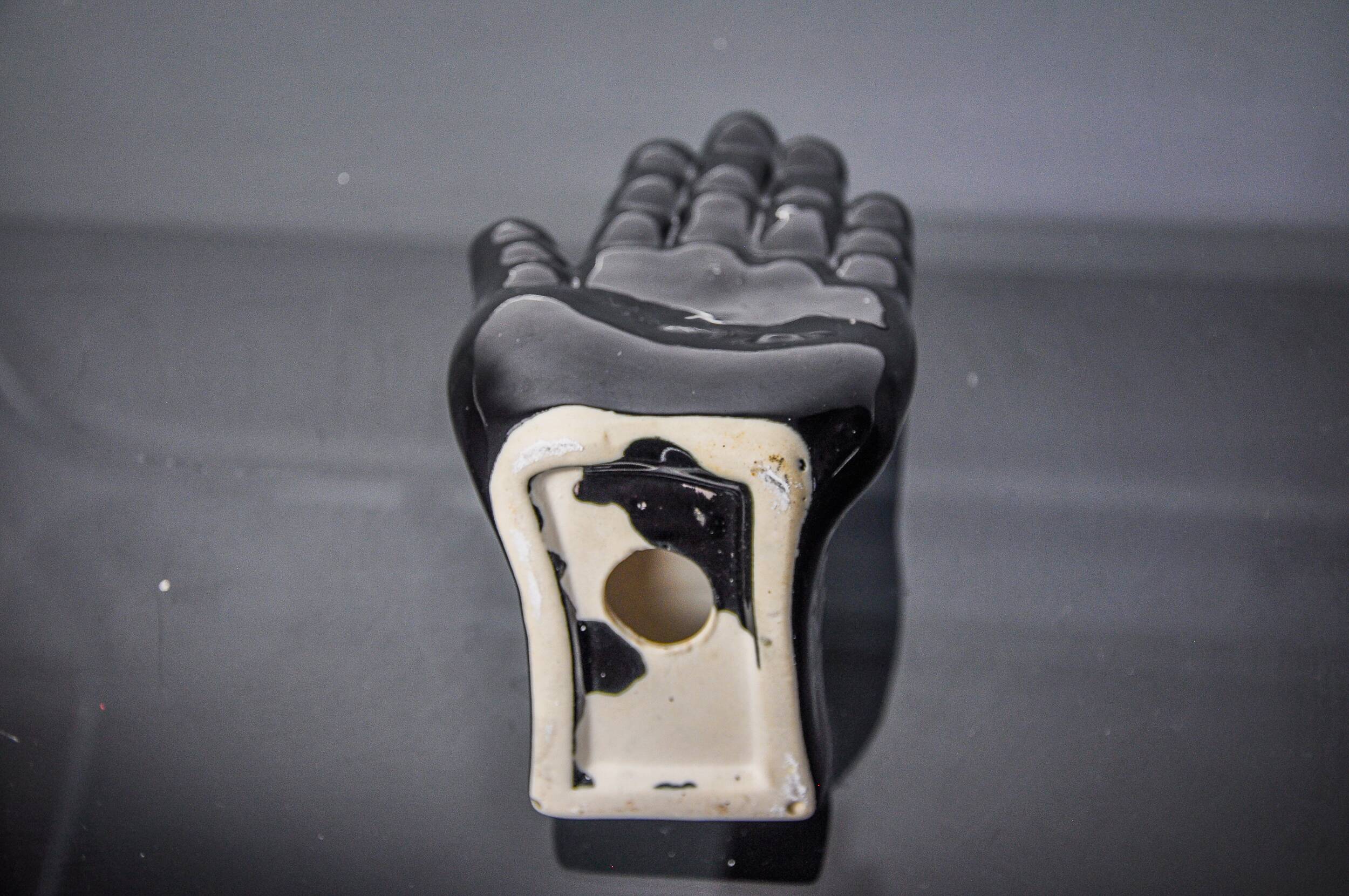 “Main” wall candle holders, black ceramic, France, 1980