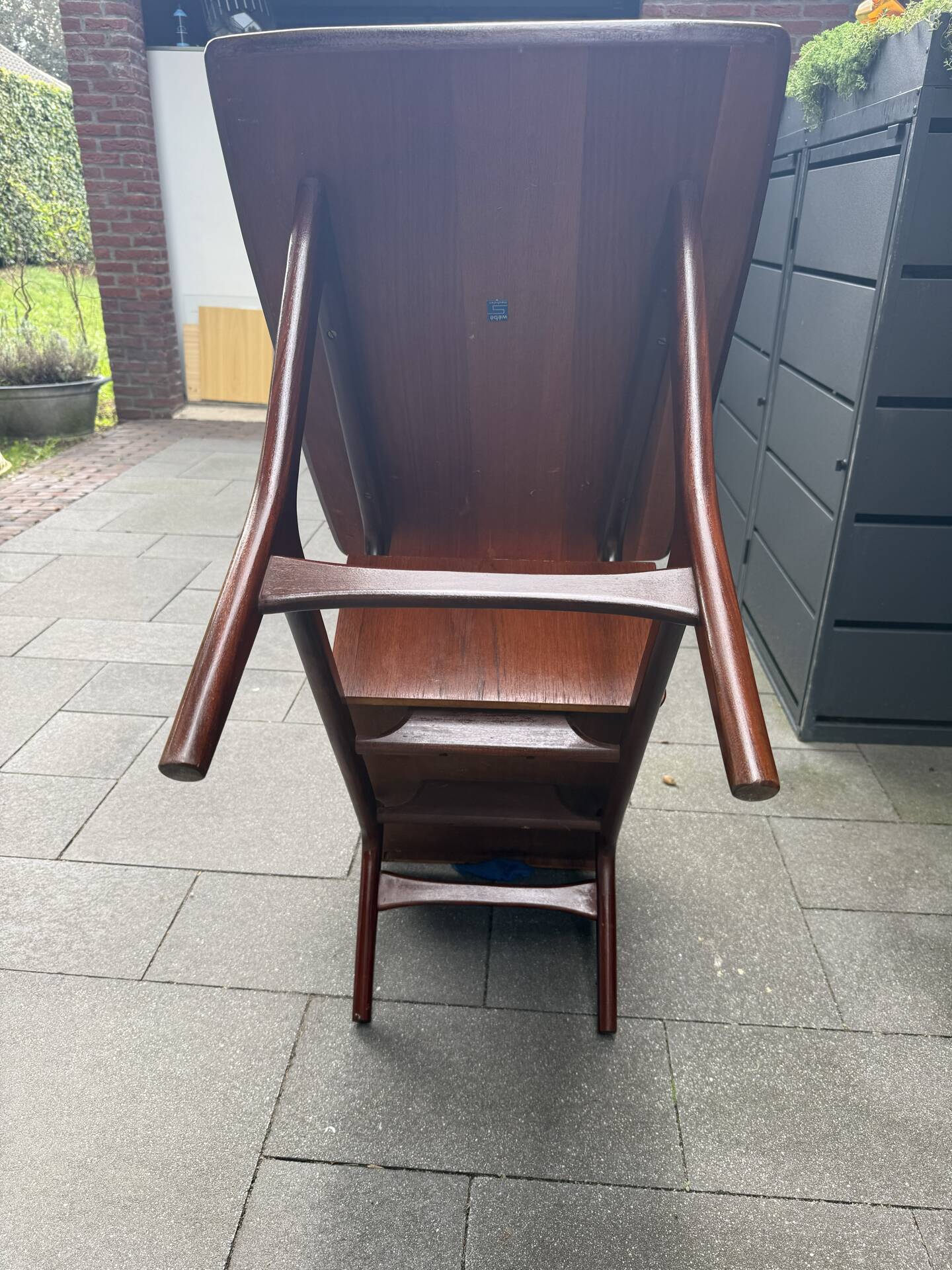 Wébe Tv table
