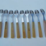 Set of 9 cake forks