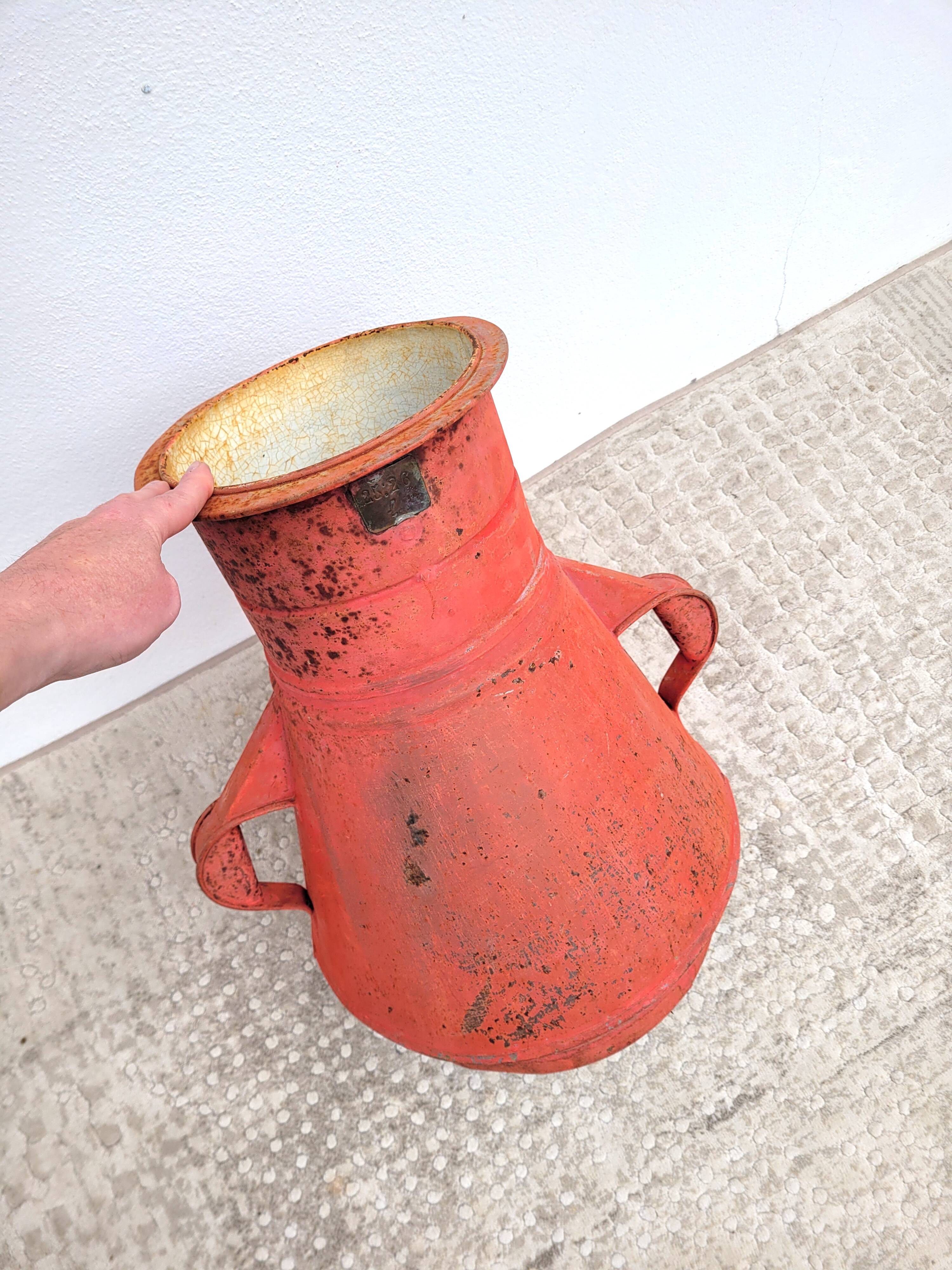 Amphora vase old enamelled sheet metal