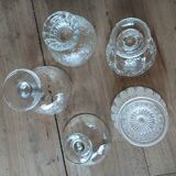 5 coupes anciennes en verre transparent