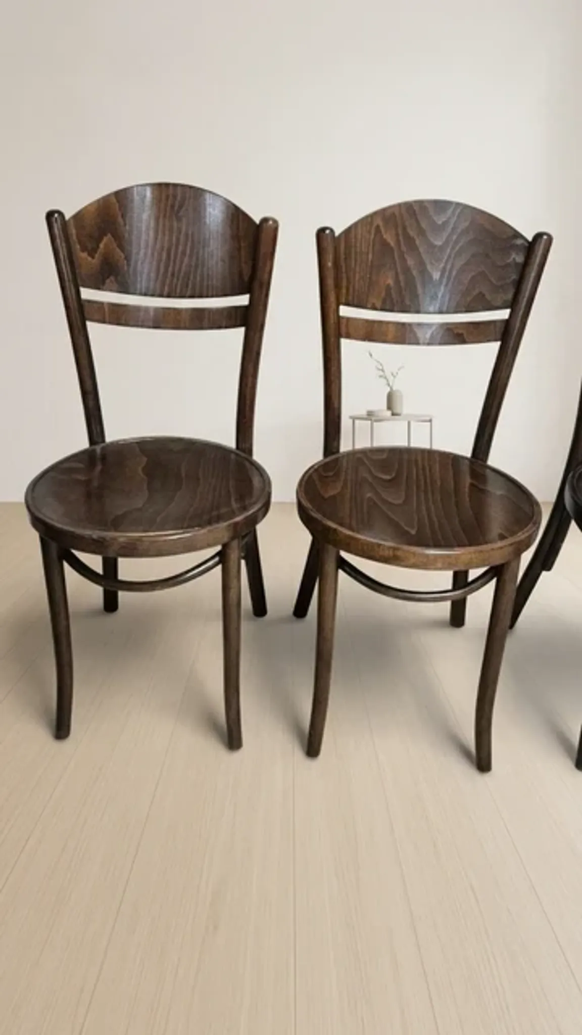 Set of 4 TON wooden dining chairs, 20th century, Czechoslovak, 90 × 46 cm