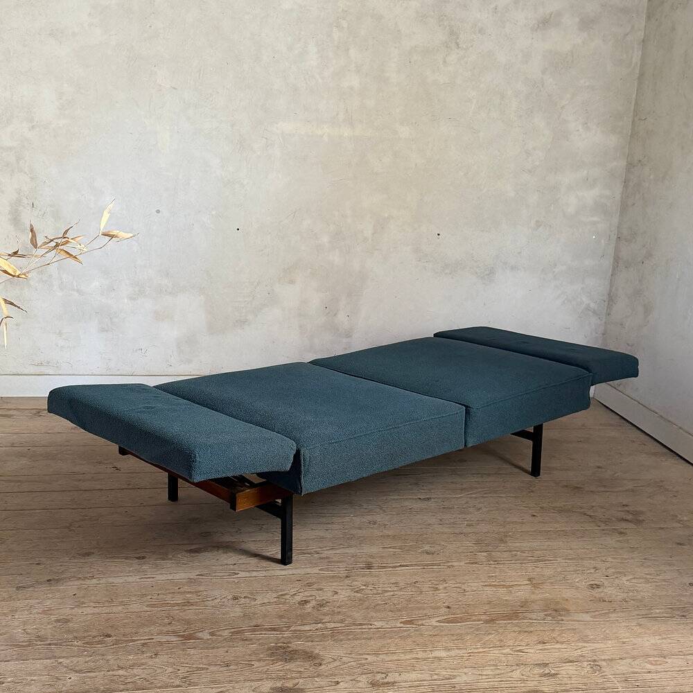 Scandinavian daybed vintage Knoll sofa bed