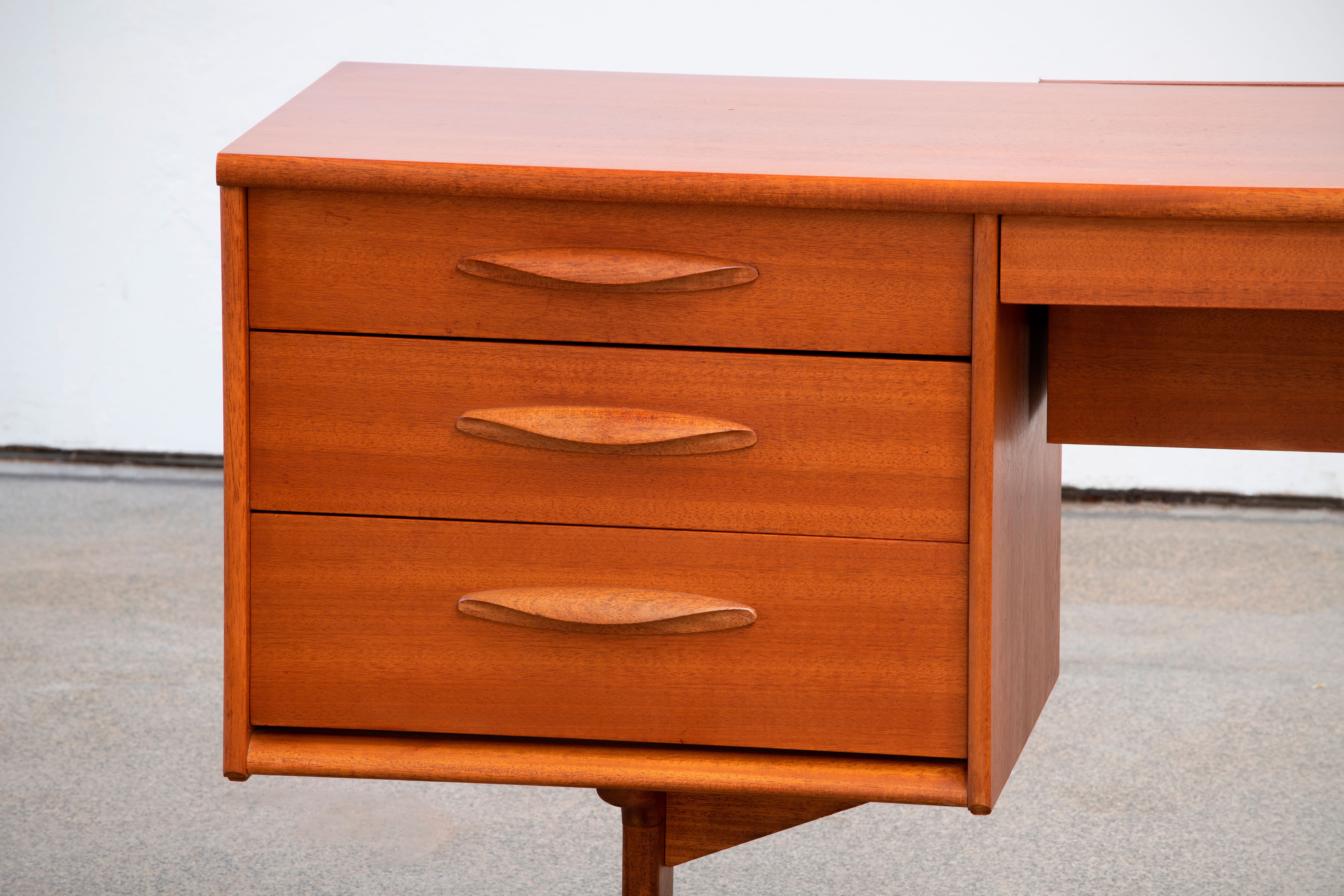 Vintage Scandinavian Office Design Frank guille