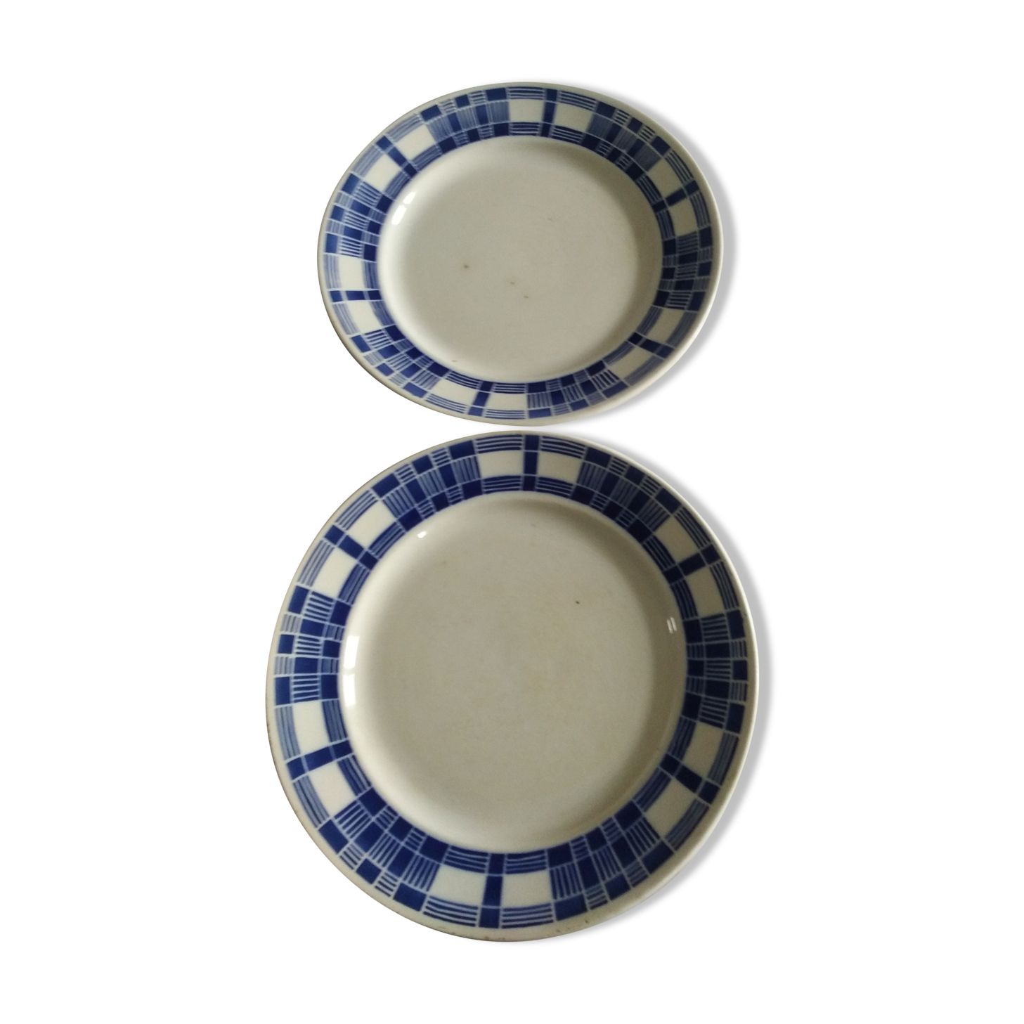 Set of 2 Badorviller plates