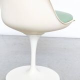 Eero Saarinen Tulip Chair for Knoll International