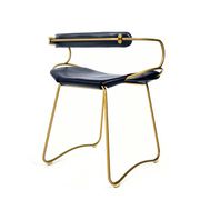 Tabouret de bar de cuisine contemporain avec. Dossier Métal Laiton et Cuir Bleu Marine