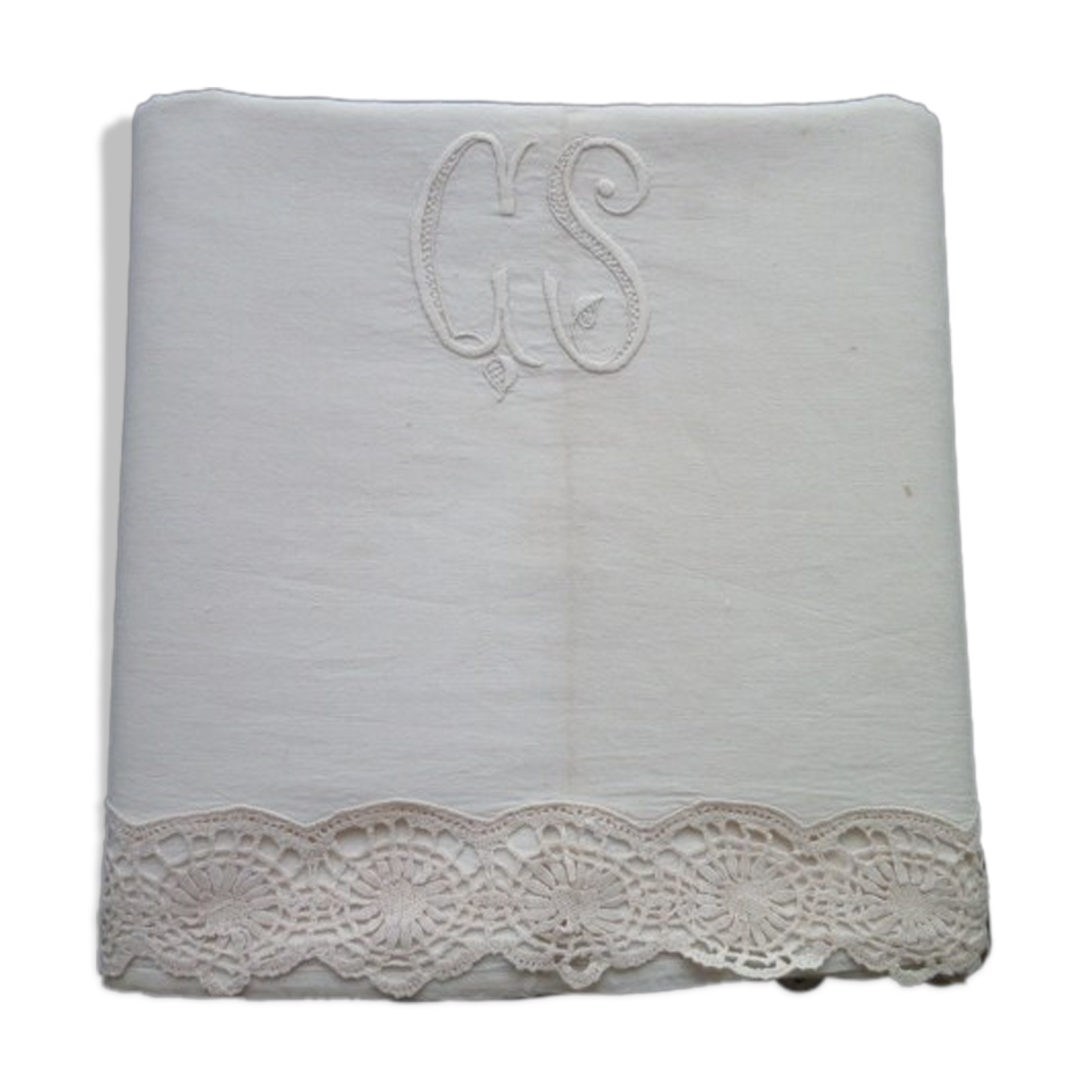 Drap ancien en métis bis monogrammé CS Bordure en retour au crochet 2.07 x 2.90 m