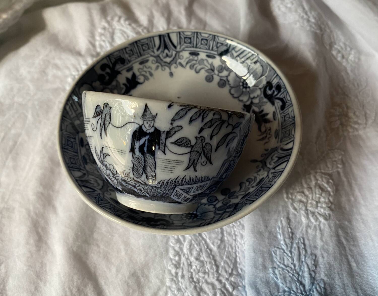 Old Villeroy and Boch cup with Japanese motifs