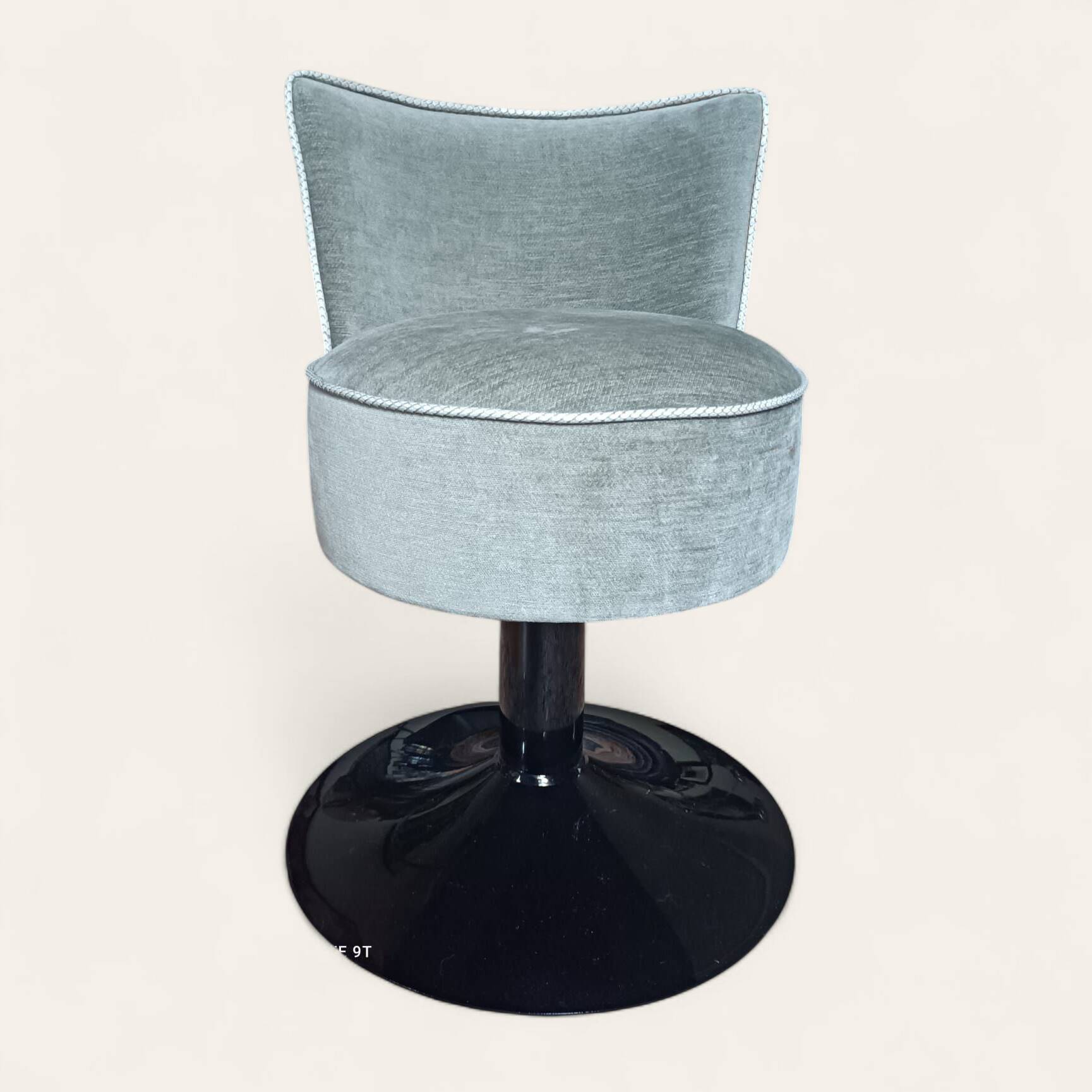 Pair of vintage 1970s swivel chairs