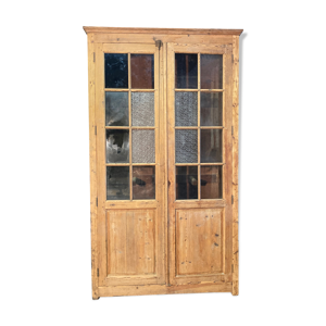 armoire ancienne d’écurie