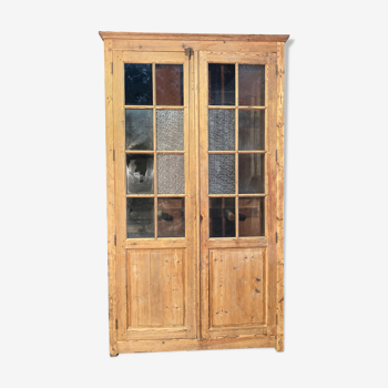 Old stable cabinet