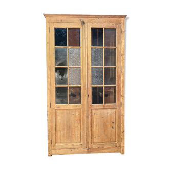 Old stable cabinet