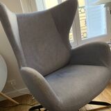 Armchair with pouf