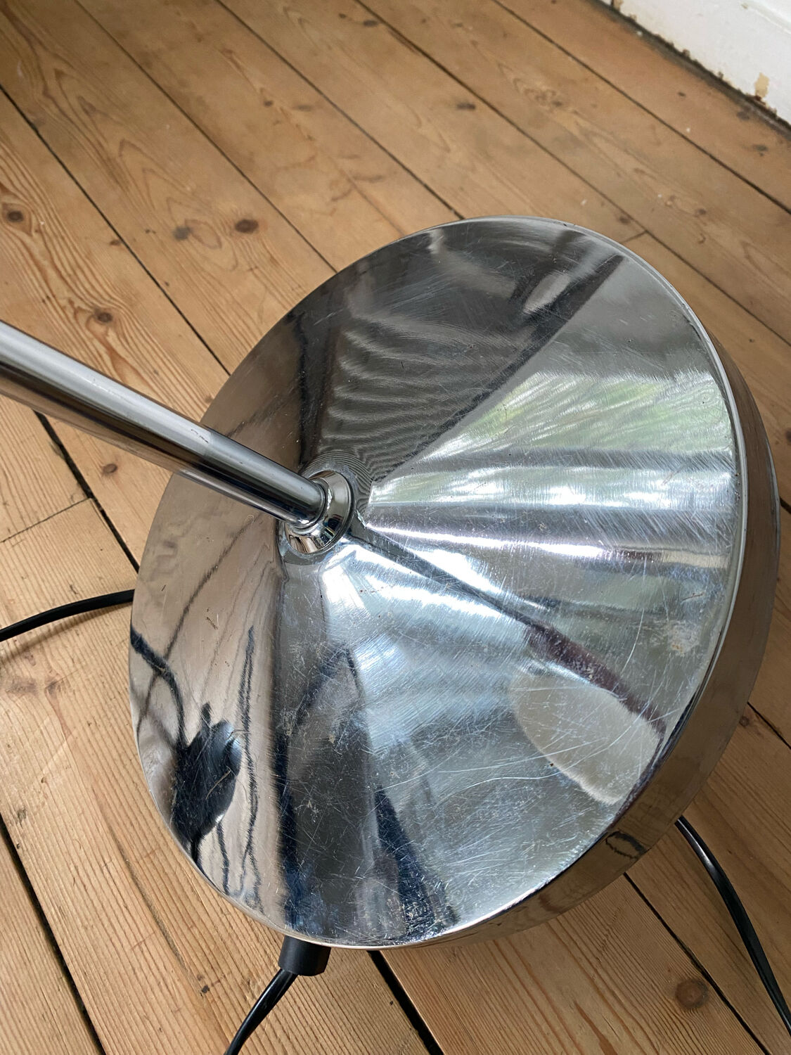 Vintage floor lamp has two opaque glass spheres