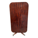 Victorian extendable dining table. Rosewood, bronze decoration. England. Early 19th century.