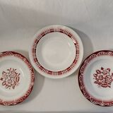 Set of 3 mismatched hollow plates Digoin - Sarreguemines patterns red/burgundy