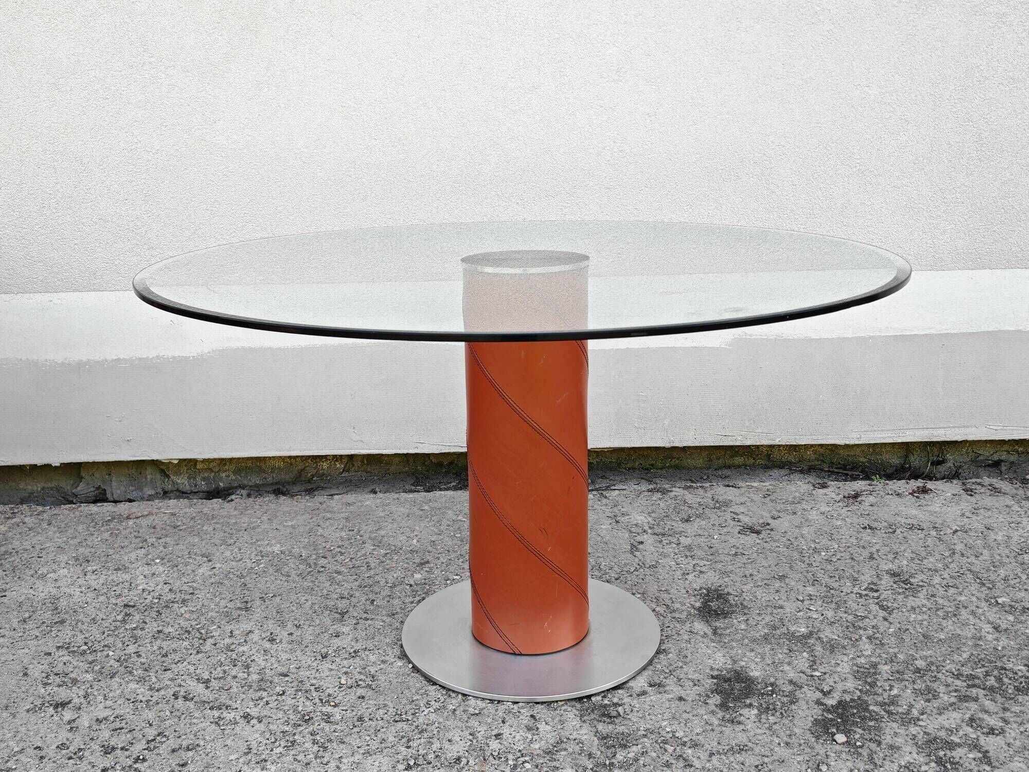 Postmodern dining table in leather and glass by Giancarlo Vegni for Fasem.