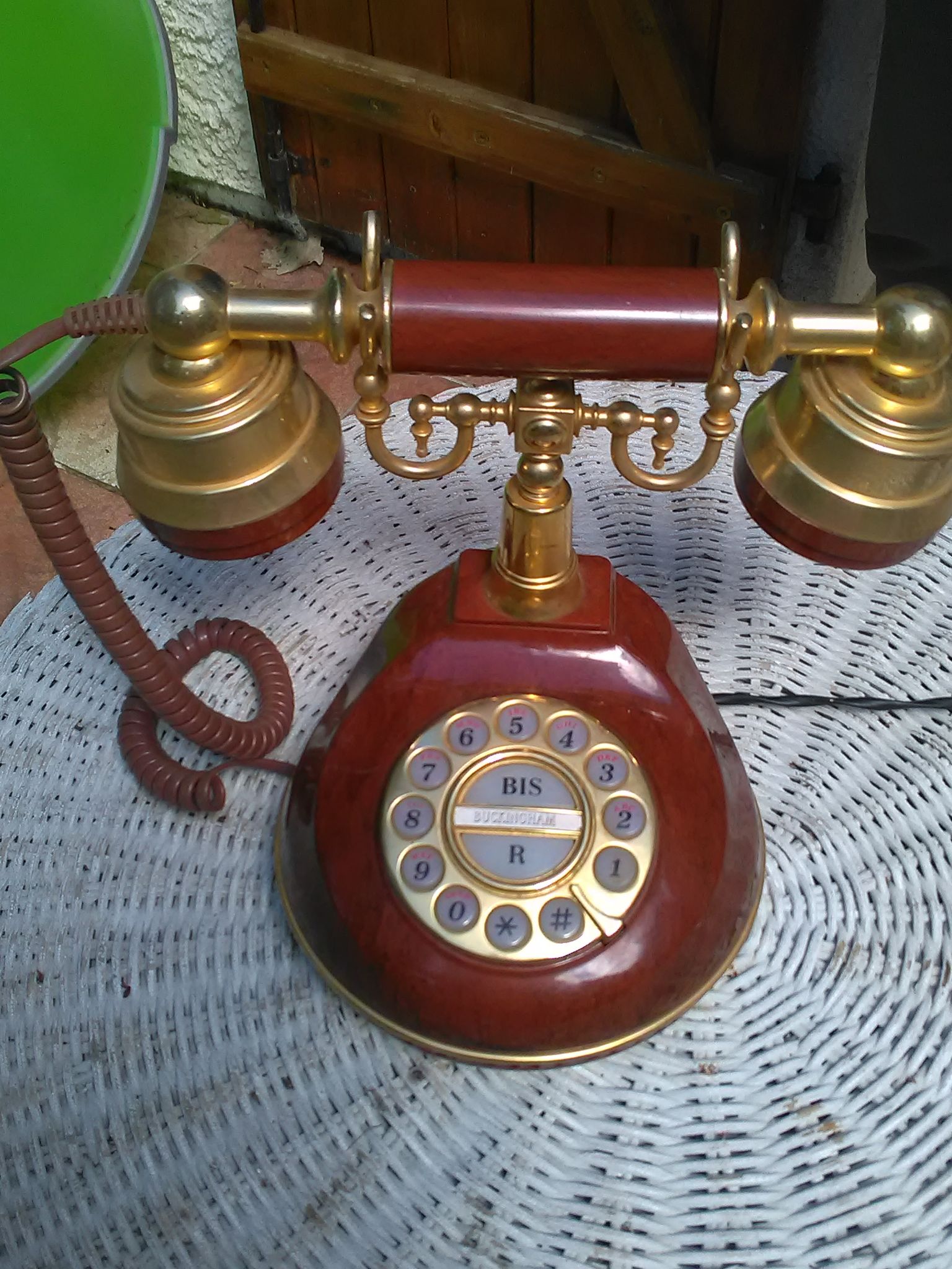 Old style phone