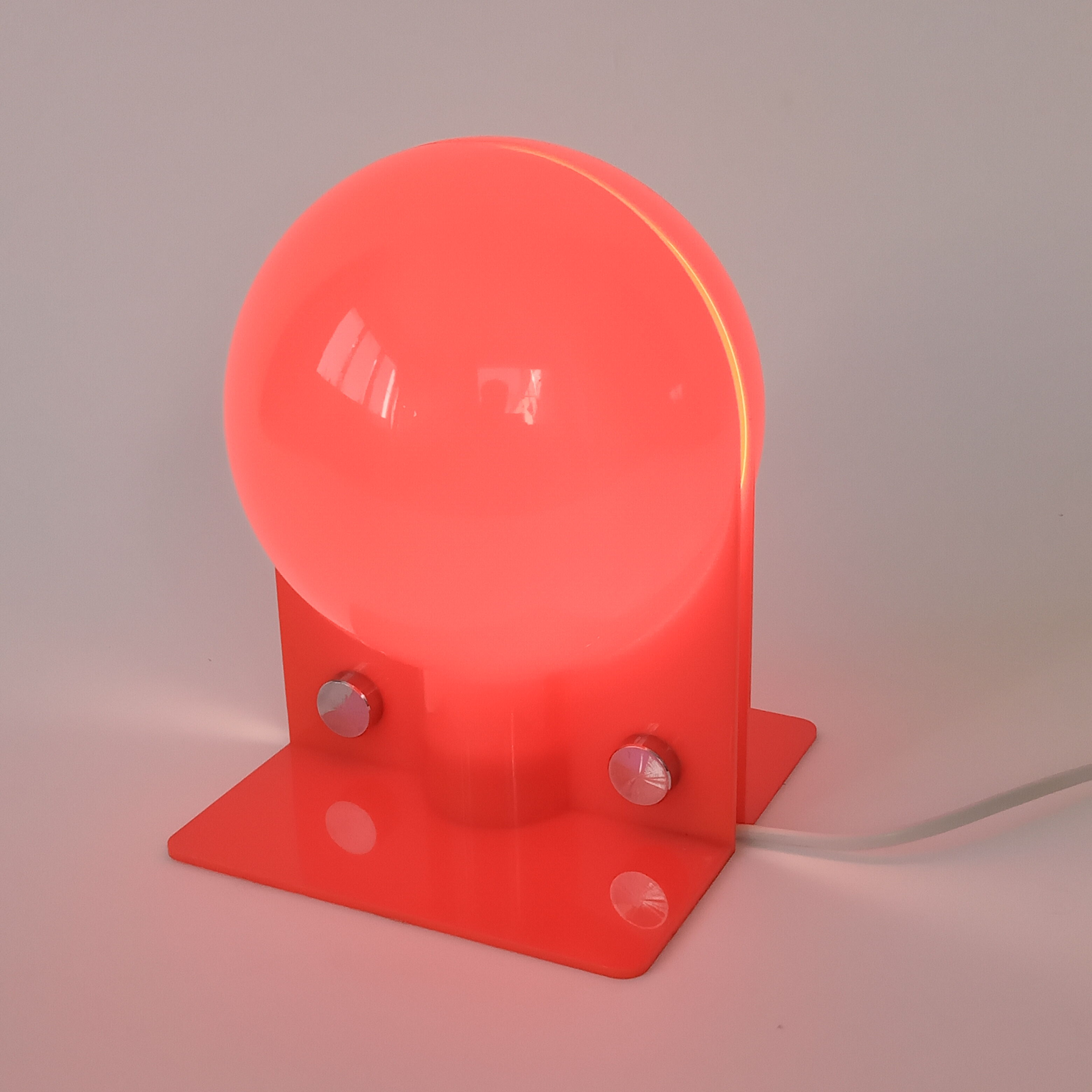 Lampe Harvey Guzzini par Brazzoni  et Lampa