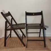Pair of folding chairs