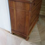 Rare - Pretty old chest of drawers with 4 drawers and 3 locks - In walnut - 1930