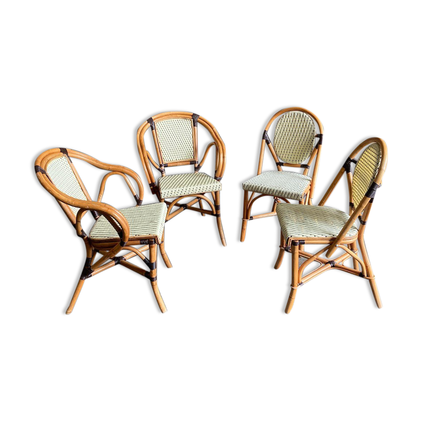 Set of 2 armchairs and 2 Parisian bistro chairs in rattan