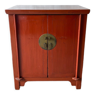 Cabinet chinois laqué rouge