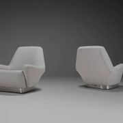 Pair of fabric and stainless steel lounge chairs by Gianni Moscatelli