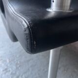 ‘Magazine’ easy chair and 2-seater by Michael Young