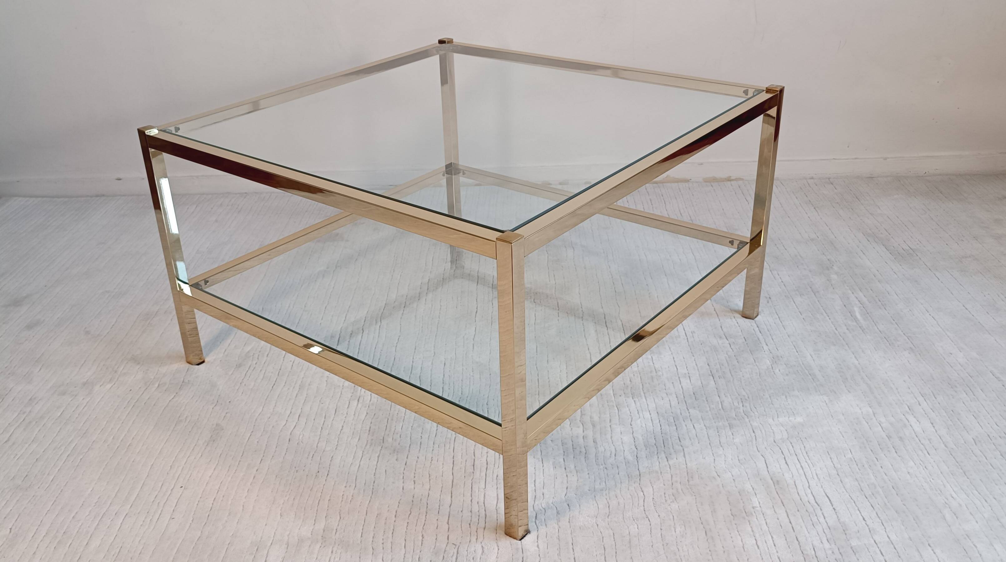 Italian 1970'S coffee table in brass and glass with 2 trays