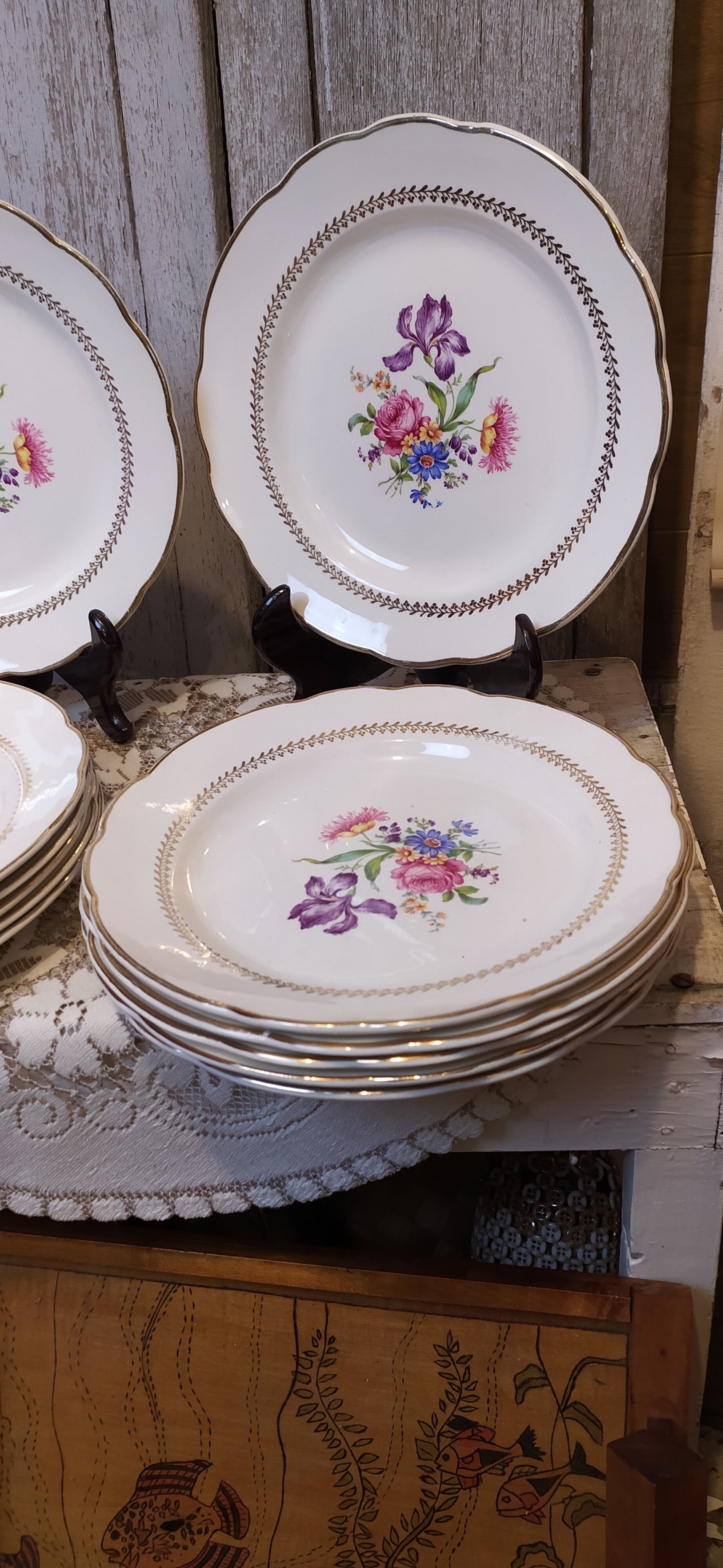 set of six vintage plates, Gien earthenware, floral style