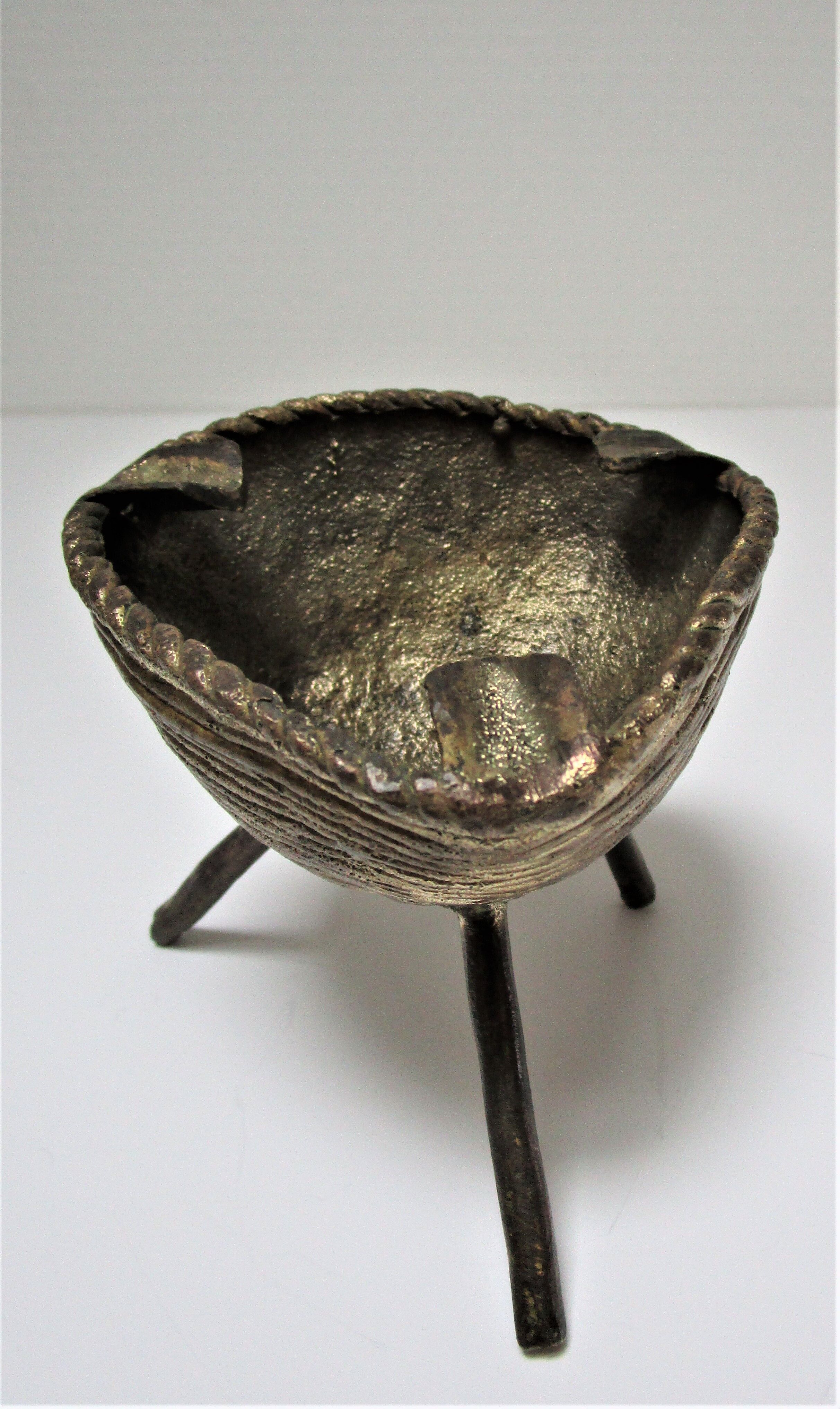 Brutalist ashtray sculptural tripod brass design 60s
