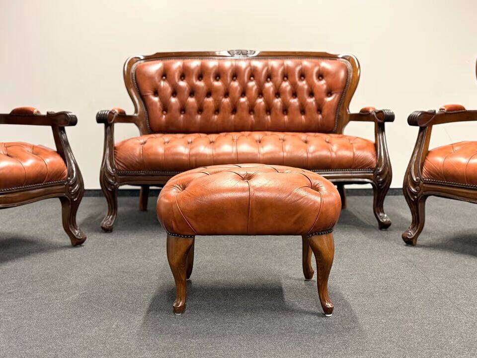 Original Vintage Chesterfield Chippendale Living Room set