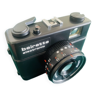 Beirette electronic film camera, Meritar 2.8/42 mm camera