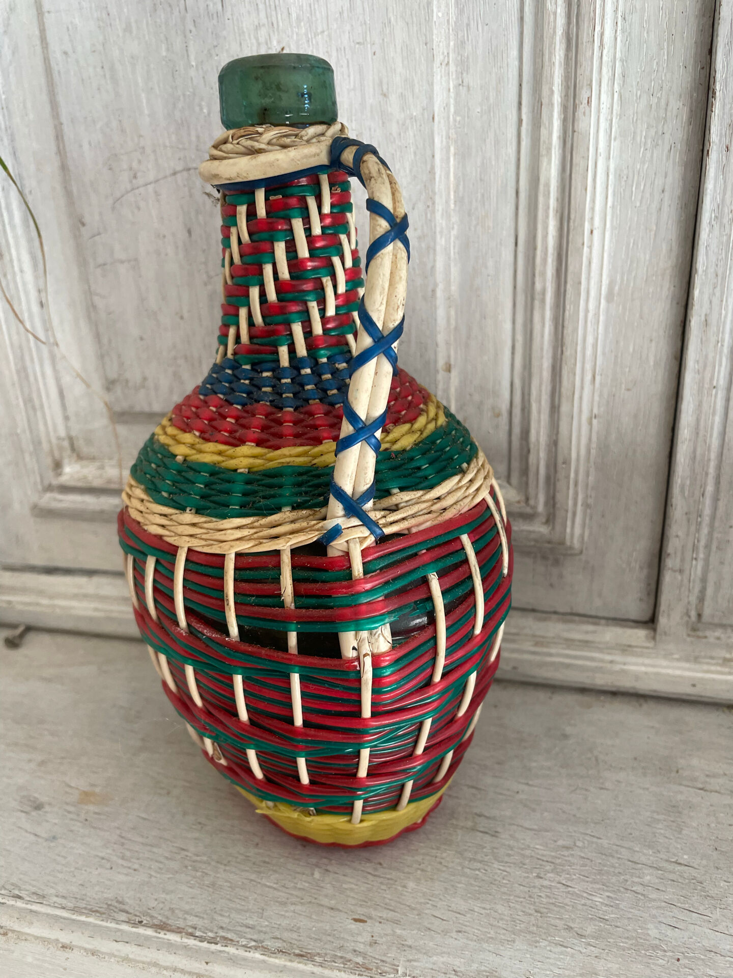 Vintage Viresa scoubidou bottle