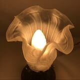 Lampe à poser en bronze et tulipe en verre plissé, Louis XVI, 1900 ancienne vintage