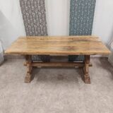 Farm table