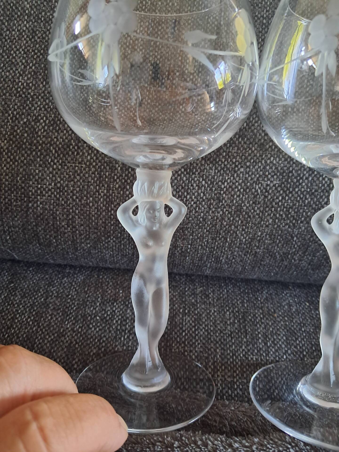 2 crystal wine glasses from Bayel, 20th century