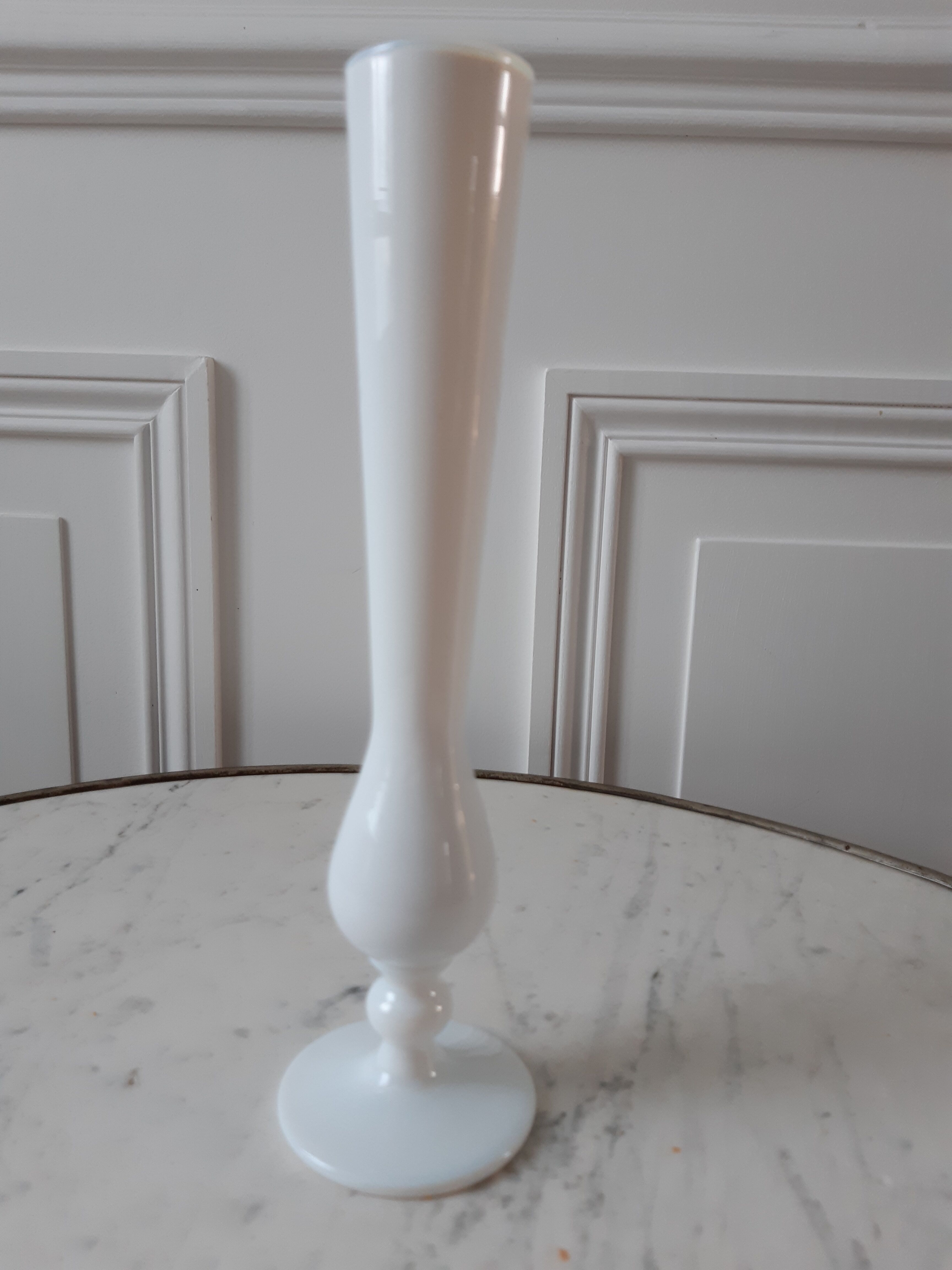 Opaline vase 30s