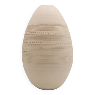 White egg vase