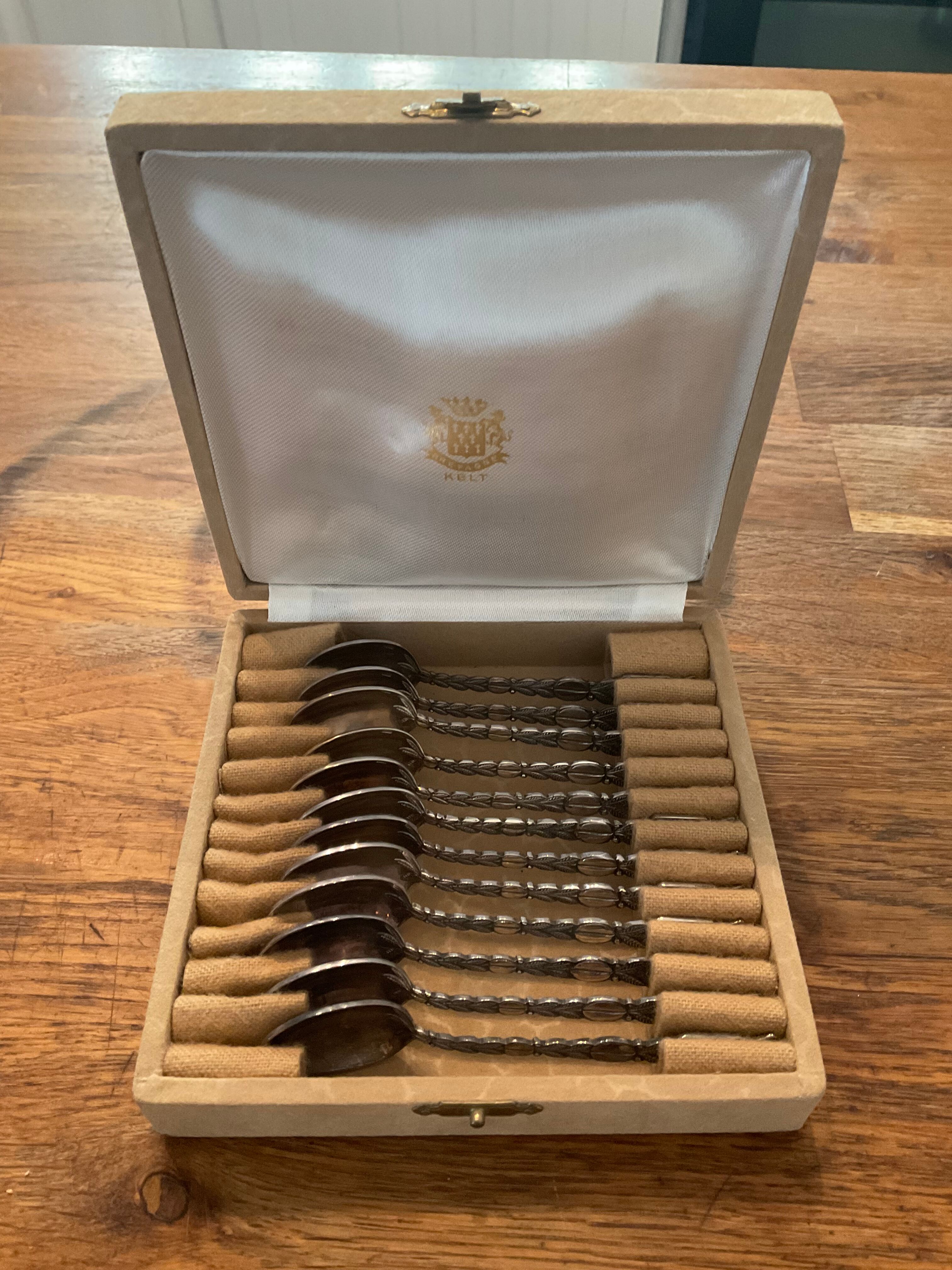 12 spoons, silver metal, douarnenez